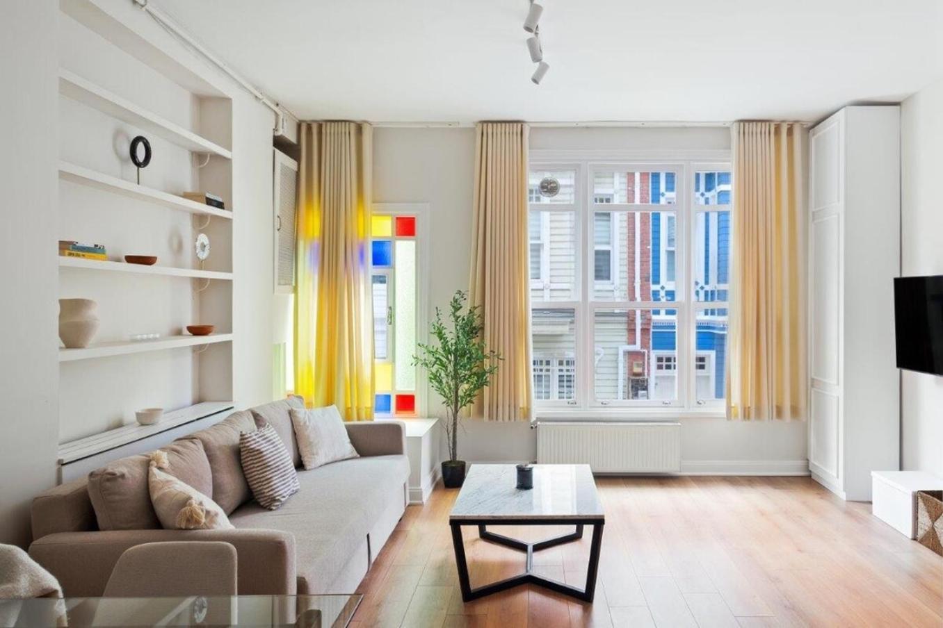 Charming Bright Modern Design 1bd #282 * Provincia di Istanbul